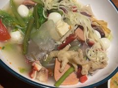 -万记麻辣烫国展总店