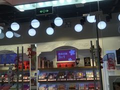-4iNLOOK美瞳店(龙之梦购物中心虹口店)