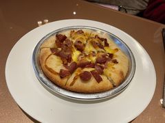 田园热狗披萨-戈尔登酒店·满堂彩咖啡厅