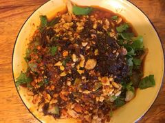 -拈签一笑黄牛肉辣卤串串