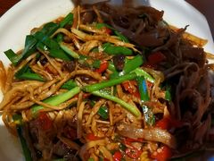 -唐师傅湘西名菜馆(武陵路店)