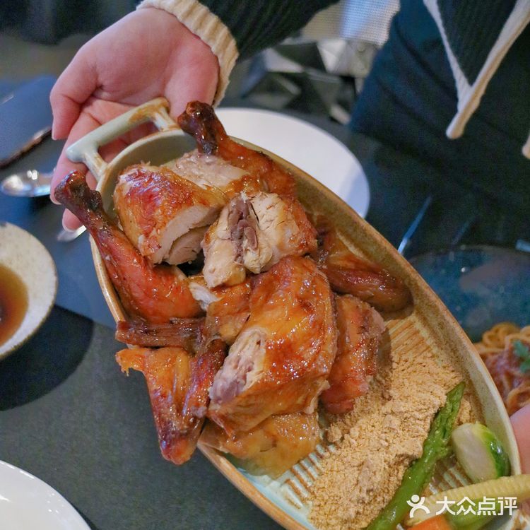 成都探店|高级感的云端☁️氛围法餐