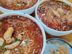 帽结子肥肠粉-白家高记肥肠粉(总店)