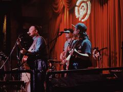 -Liquid Workshop·液体工坊(喷水池店)