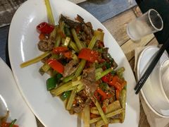 -南雄雄州土菜餐厅(粤北大厦店)