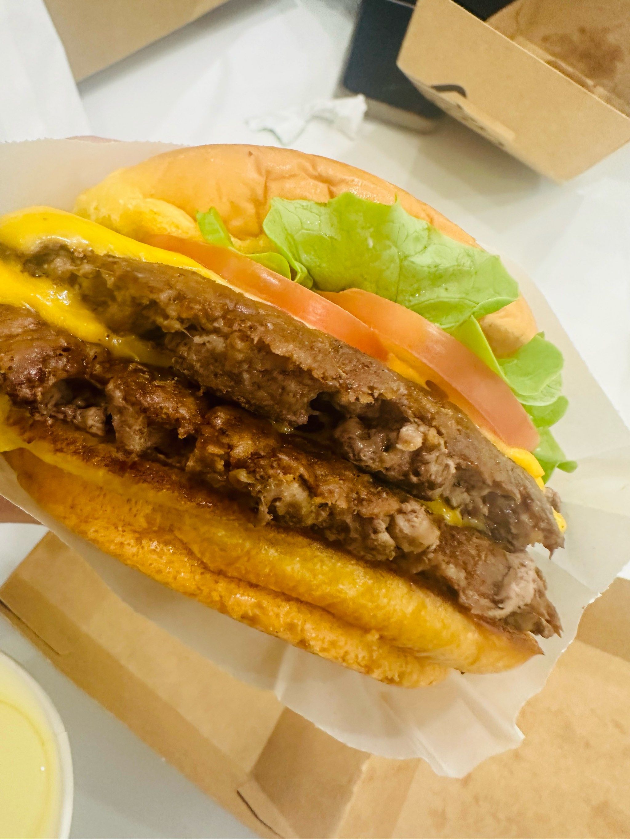 买的shake汉堡外卖2个150