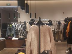 -URBAN REVIVO(西安Momopark店)