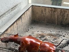 -东方之猪四更烤乳猪(金垦总店)