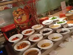 自助调料区-宜昌富力皇冠假日酒店·咖啡1号西餐厅