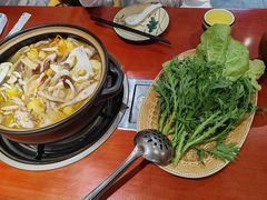 -菌之家·专业纯野生菌火锅·特色炒菌