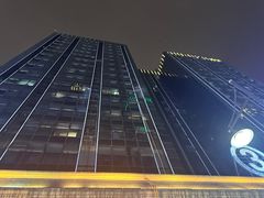 -红方格精致酒店(泸州金融中心万象汇店)
