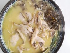 -明呈黄鱼面馆(斜土路店)