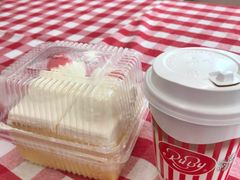 鲜奶i小方-红宝石·鲜奶小方·海派西点房(南丹店)