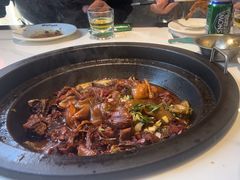 -咱屯子铁锅炖直营店(保利店)