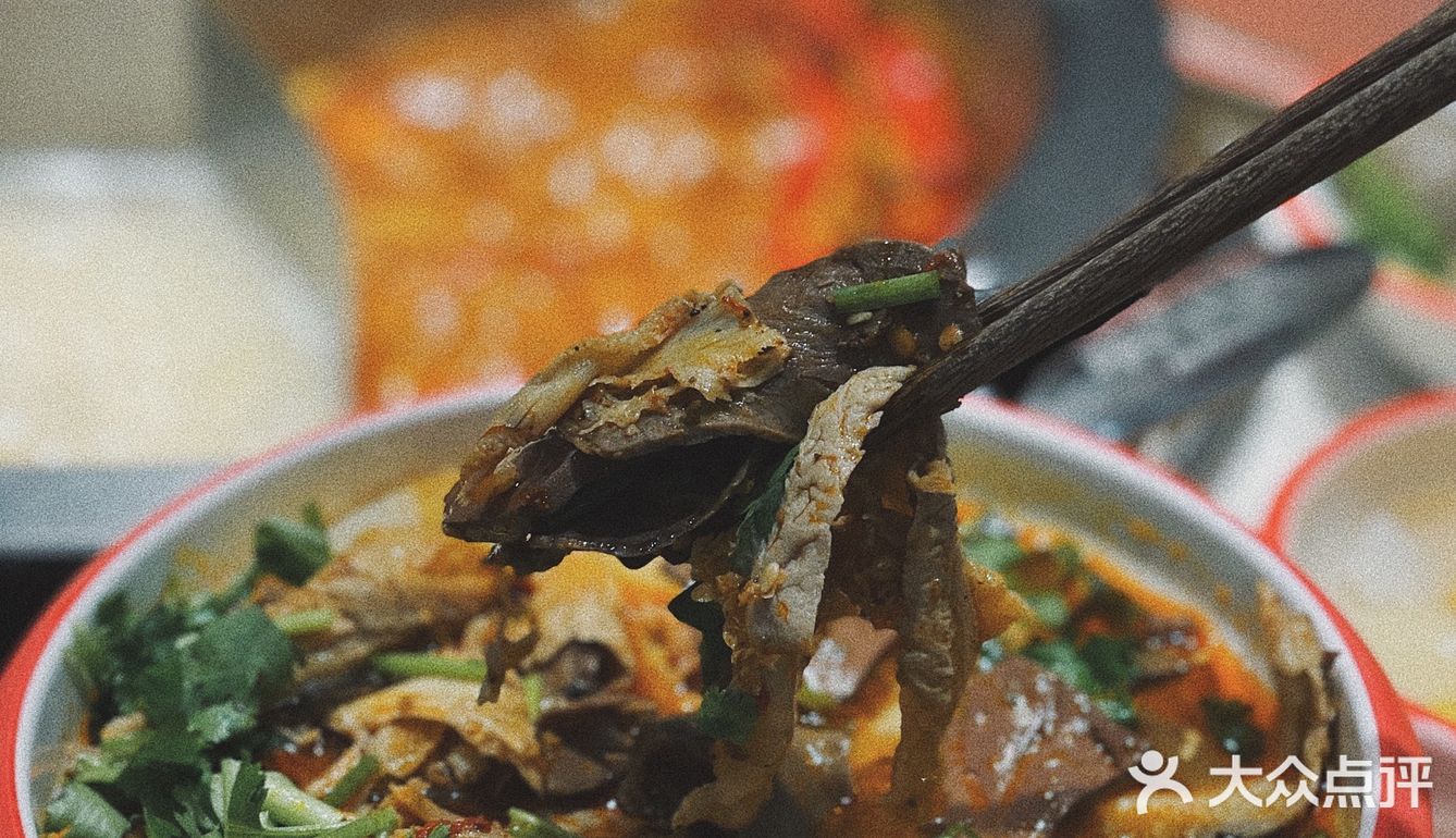 不吹不黑，大连首家犊门火锅探店