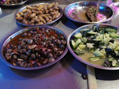 -鲁小三·大骨自助(金山总店)