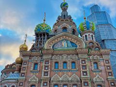 -滴血救世主教堂