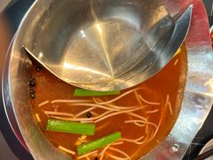 -由衷贵州酸汤牛肉火锅(新桥店)