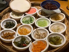 -包整·丝娃娃(一览甲秀楼风景店)