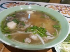 -越弥越南传统美食馆