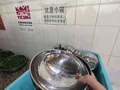 -正宗杨记普洱酸醋米线(总店)