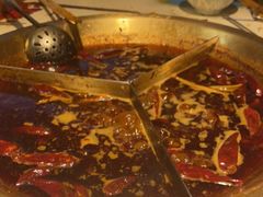 -叁口煮老火锅(东升店)