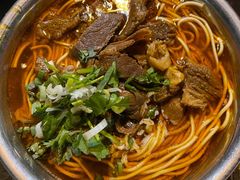 -薛记襄阳香辣牛肉面(平安路店)