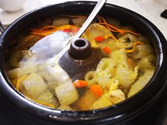 竹荪汽锅鸡-云腾食府·云南菜