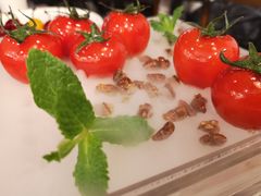 番茄脆菇沙拉-小大董·烤鸭(王府井apm店)