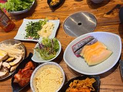 -金刚山黑牛炭火自助烤肉(西大望路店)