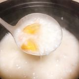 十五分钟快手早餐！营养美味的皮蛋瘦肉粥
