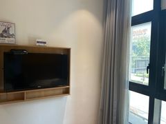 -布丁严选酒店(临平地铁站银泰城店)