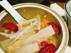 菌菇鸡汤-蟹黄鱼·海派深夜面馆(巨鹿路店)