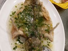 特色葱油飞鱼-岭南海晏楼(滨江东总店)