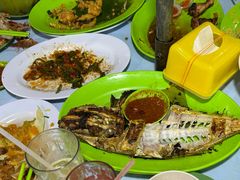 泰国香椰子-明记烧鱼美味店