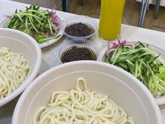 -黑八私房老北京炸酱面