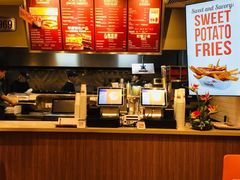 -The Habit Burger Grill 哈比特汉堡(爱琴海店)