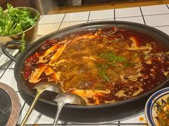 -旧街市鲜货老火锅(大光路店)