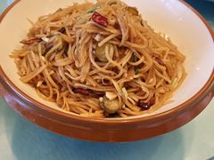 -吴记酱骨炖菜馆(西大直街店)