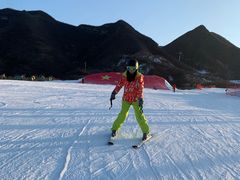 -荣盛康旅野三坡滑雪场