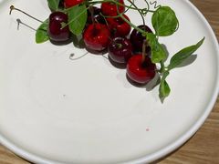 樱桃鹅肝-小大董·烤鸭(凤凰汇店)