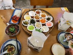 -包整·丝娃娃(一览甲秀楼风景店)