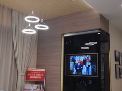 -维乐口腔(美维云门诊陆家嘴店)