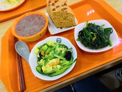八宝粥-梅园食堂