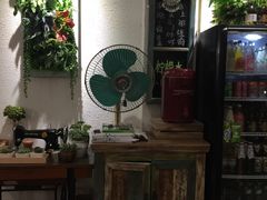 -猫爷的腔调·黔小馆(交大医学住宅区店)