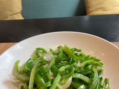 珊瑚小芥兰三头百合-梧桐花园餐厅(新城店)