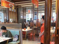 -阿瓦山寨·湘菜现炒·剁椒鱼头王(咸阳总店)