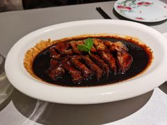 招牌焦糖黑叉烧-维园悦谱·海派家常菜(乌鲁木齐南路店)