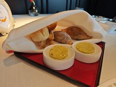 -弦月窗LUNETTE BY AMANDA(复兴路店)