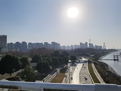 -南京眼步行桥